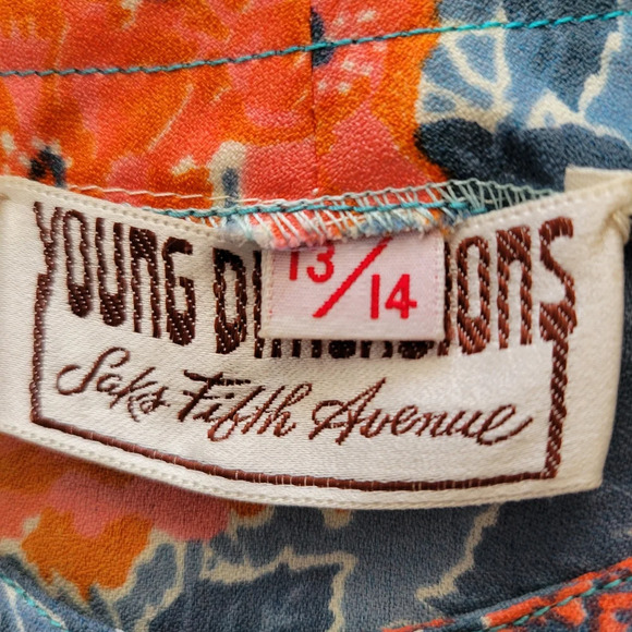 Vintage 70s Floral Skirt Set • Saks Fifth Avenue • Fits Medium to Large - Picture 11 of 11